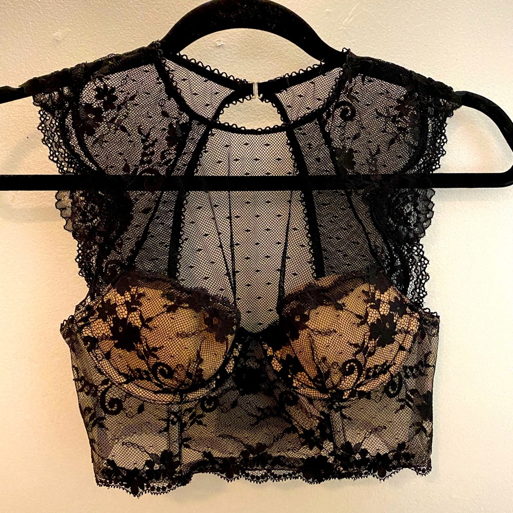 Victoria’s Secret black lace bra 32B, never worn